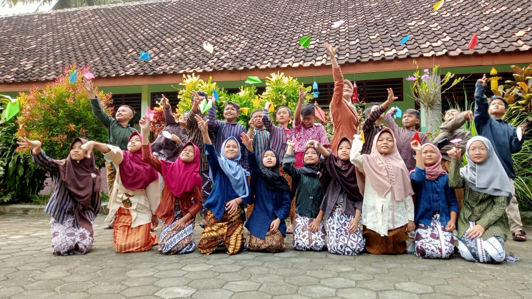 hari kartini (HIGHLIGHT)